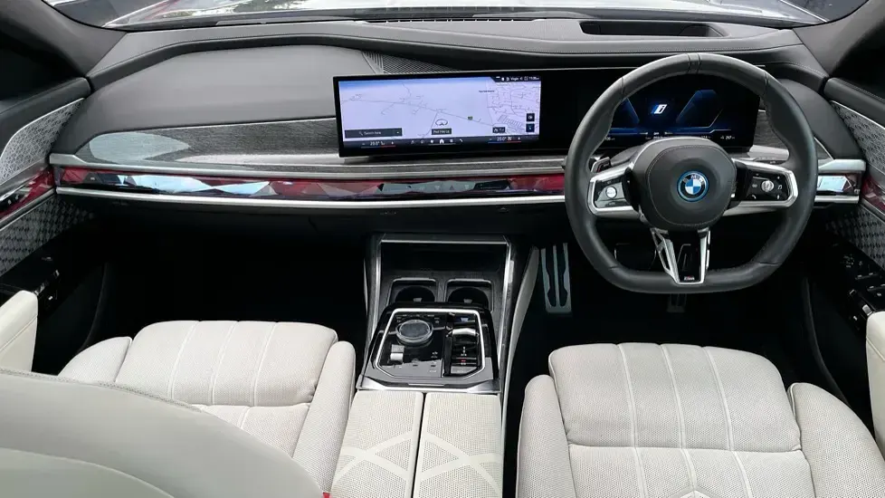 Used BMW i7 M Sport 330 kW (449 HP) 2025 Blue Sedan