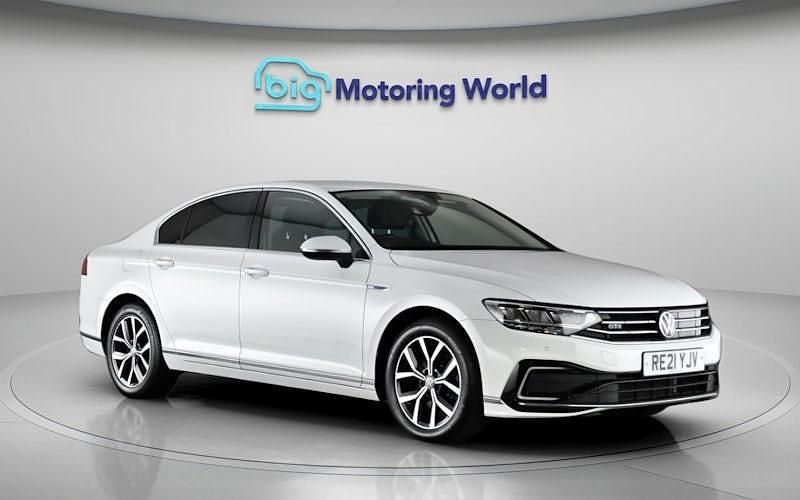 Used VW Passat GTE 218 HP (160 kW) 2021 White Sedan