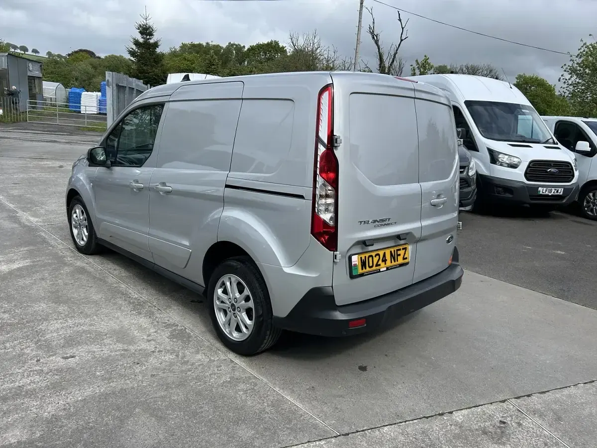 Used Ford Transit Connect Limited 100 HP (73 kW) 2024 Silver MPV