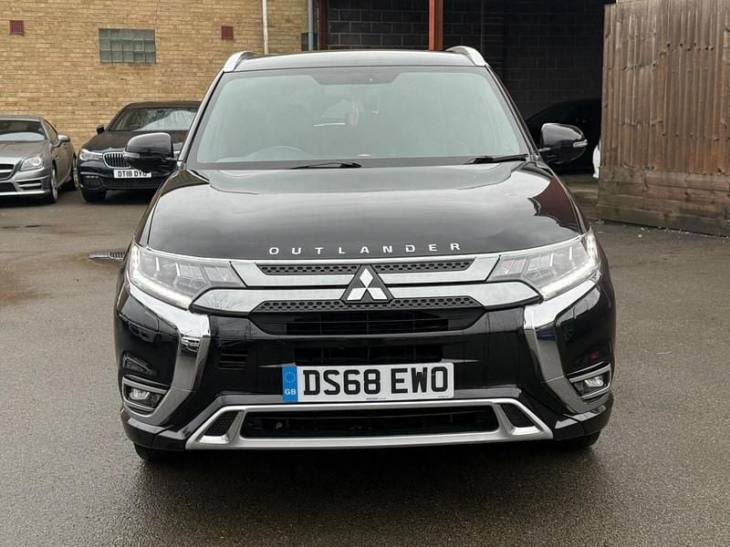 Used Mitsubishi Outlander P-HEV 2018 Black Estate