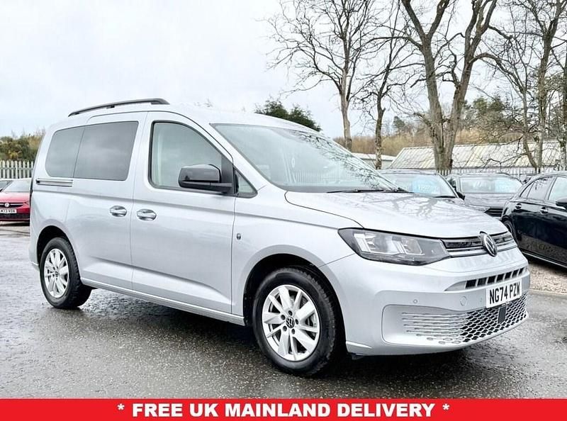 Usado VW Caddy Life 122 HP (89 kW) 2025 Prateado Monovolume
