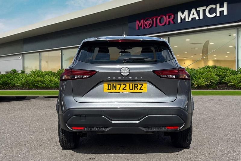 Used Nissan Qashqai Acenta Premium 2022 Grey SUV
