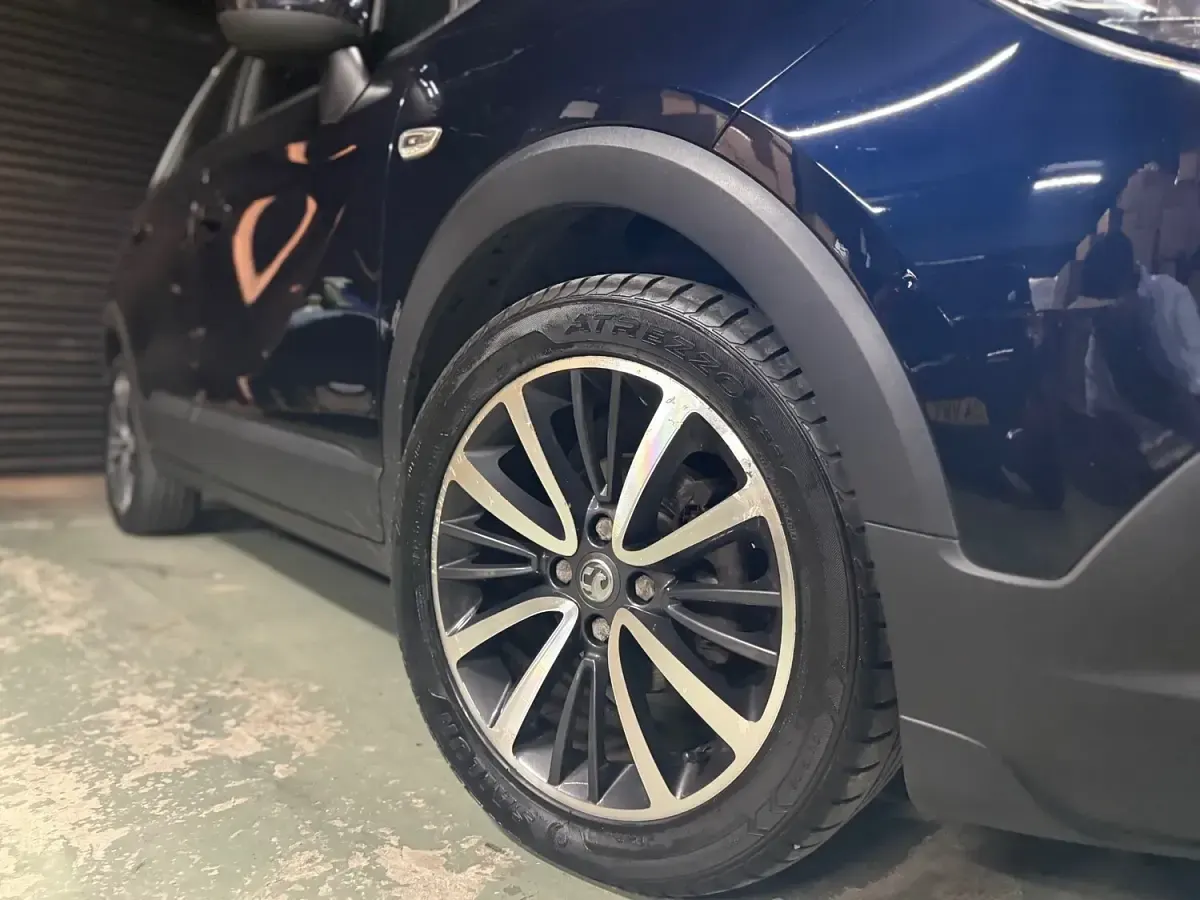 Used Vauxhall Crossland X Elite 81 HP (59 kW) 2018 Blue SUV