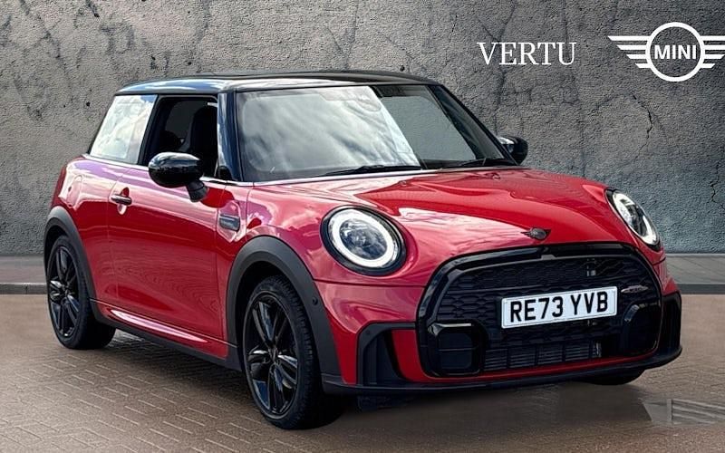 Red Used 2022 Mini Cooper Hatch Hatchback | £24,026 (Expensive) - Image 1/4