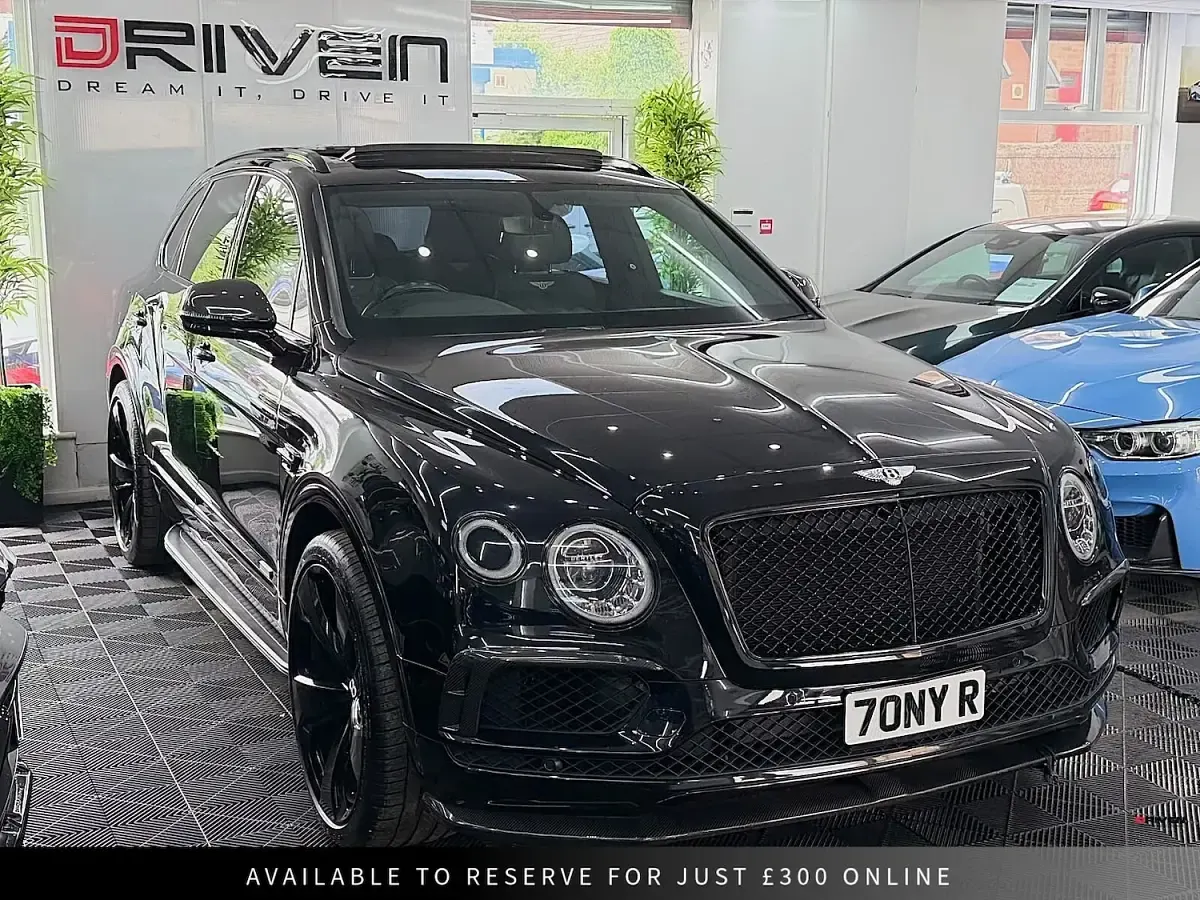 Used Bentley Bentayga 435 HP (319 kW) 2018 Black SUV