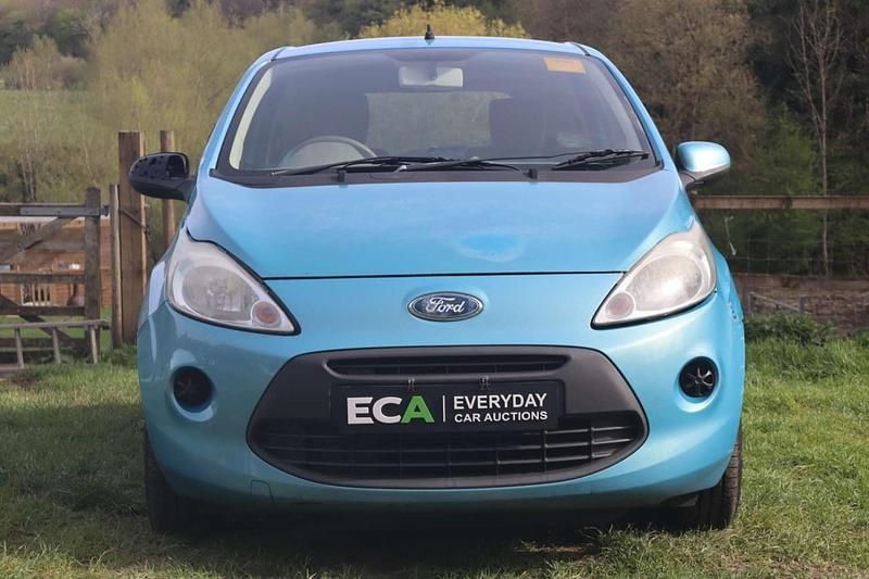 Używany Ford Ka Style 69 KM (50 kW) 2009 Niebieski Hatchback