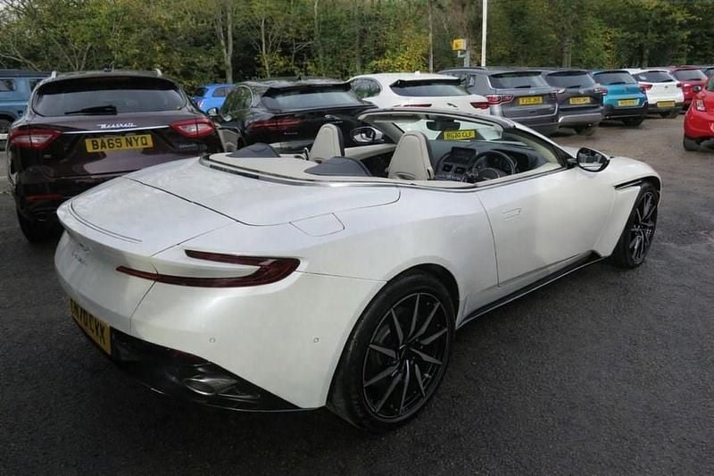 Used Aston Martin DB11 510 HP (375 kW) 2020 White Cabriolet
