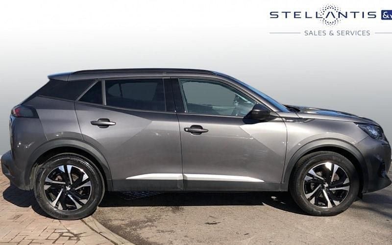 Used Peugeot 2008 Allure Premium 101 HP (74 kW) 2022 SUV