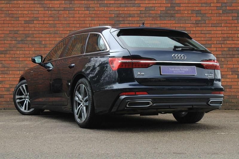 Used Audi A6 S-Line 286 HP (210 kW) 2019 Blue Estate