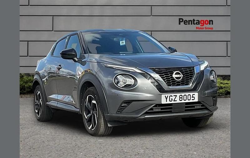 Used Nissan Juke N-Connecta 112 HP (82 kW) 2023 Grey SUV