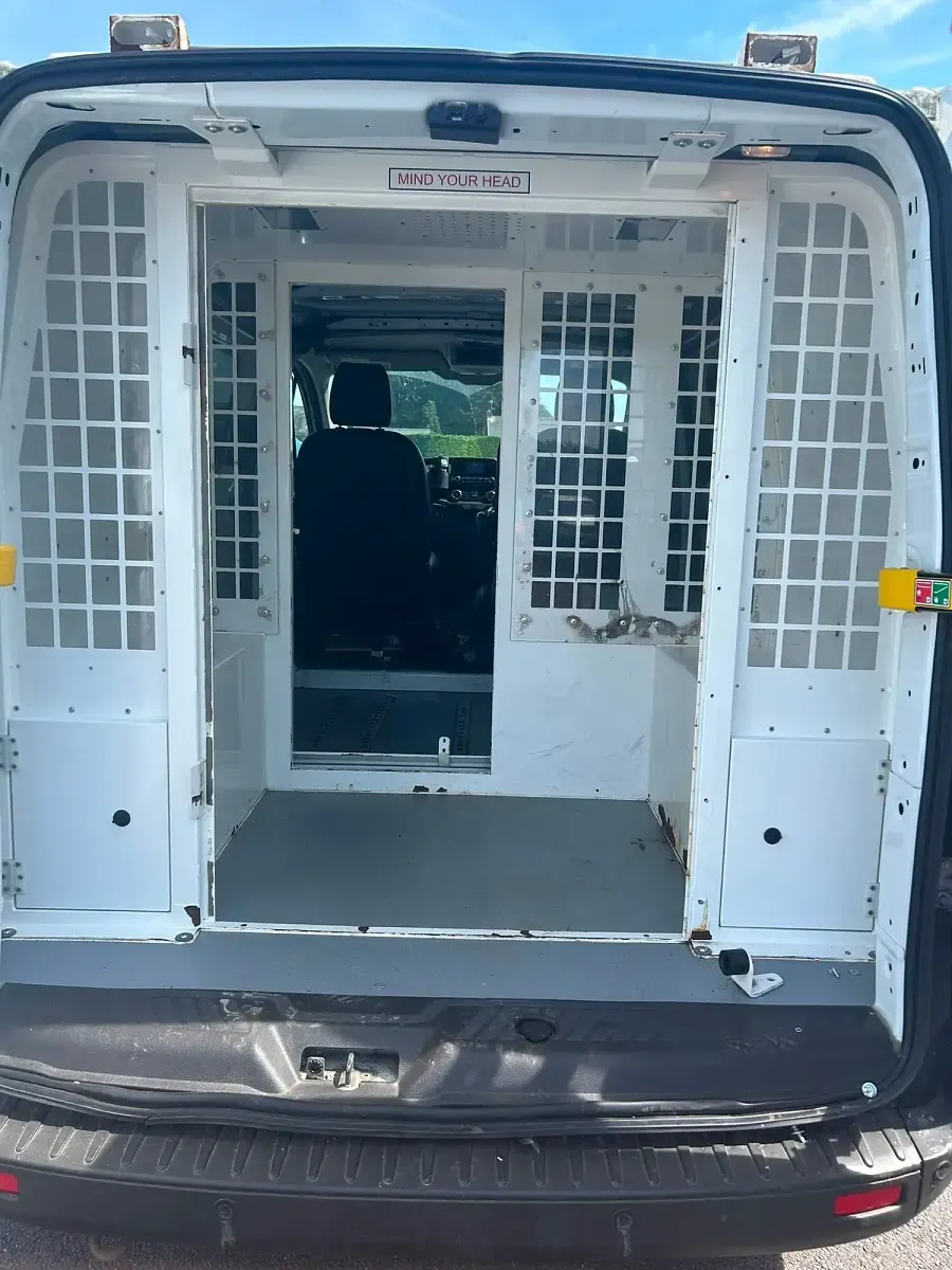 Used Ford Transit Custom 130 HP (95 kW) 2021 White Van