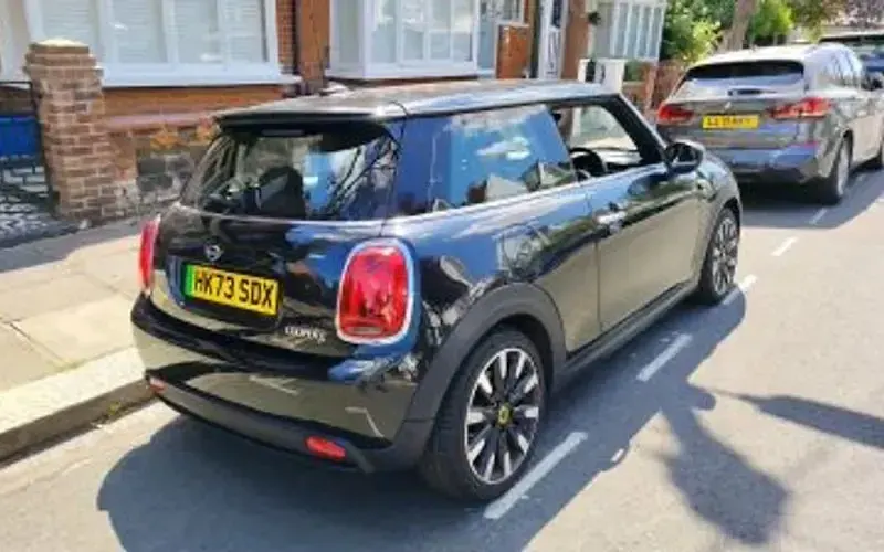 Used Mini Cooper Level 3 135 kW (184 HP) 2023 Black Hatchback