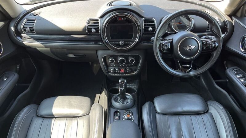 Used Mini Cooper Clubman Exclusive 136 HP (100 kW) 2019 Blue Estate