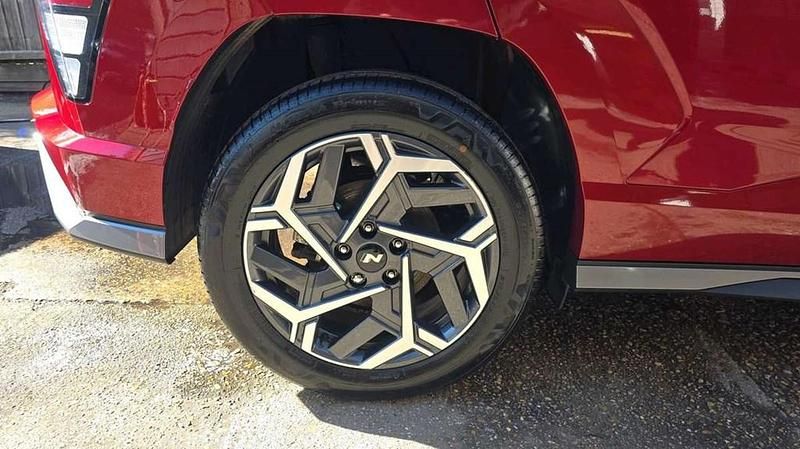 Used Hyundai Kona N Line 135 HP (99 kW) 2025 Red SUV