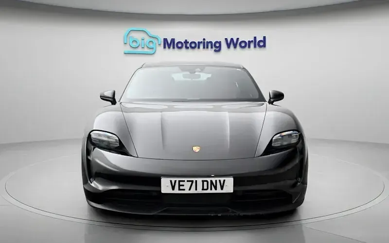 Used Porsche Taycan 419 kW (571 HP) 2023 Sedan