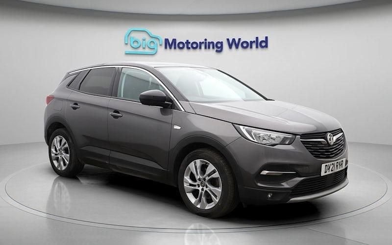 Used Vauxhall Grandland X SRi 131 HP (96 kW) 2021 Grey SUV