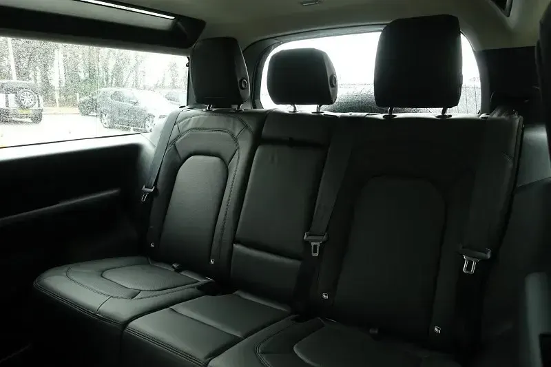 Used Land Rover Defender HSE 2023 Black SUV