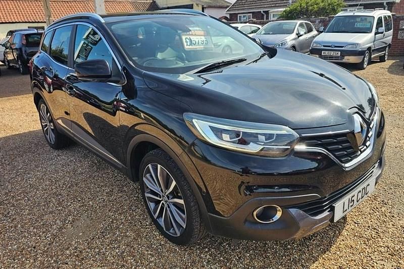 Black Used 2015 Renault Kadjar Signature SUV | £5,795 (Fair price) - Image 1/1