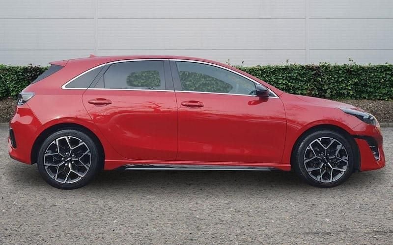 Used Kia Ceed GT-Line 140 HP (102 kW) 2024 Red Hatchback