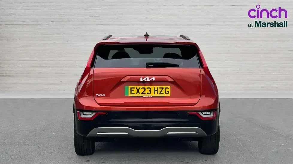 Begagnad Kia e-Niro 150 kW (204 HK) 2023 Orange SUV