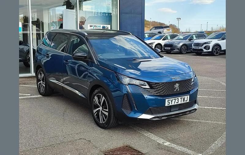 Used Peugeot 5008 GTi 130 HP (95 kW) 2023 Blue SUV