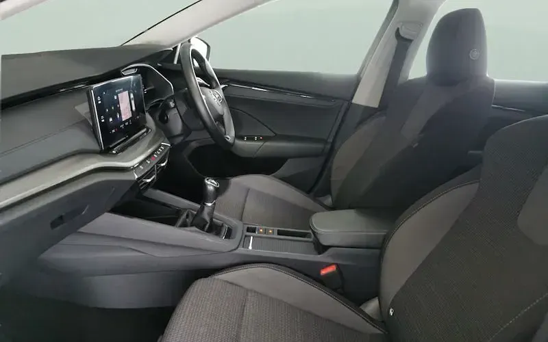 Gebraucht Skoda Octavia SE Technology 116 PS (85 kW) 2023 Grau Kombi