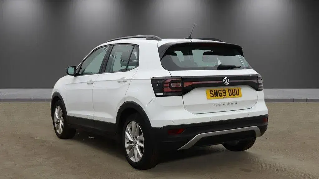Used VW T-Cross SE 95 HP (69 kW) 2019 White SUV