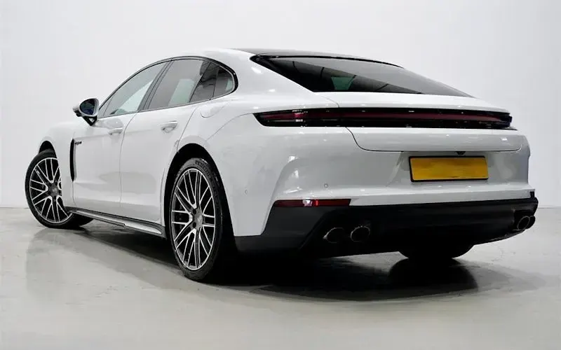 New Porsche Panamera 470 HP (345 kW) 2025 White Hatchback