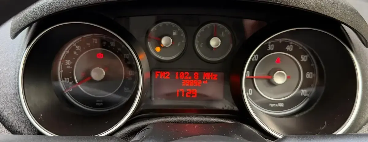Used Fiat Punto Pop 69 HP (50 kW) 2013 White Hatchback
