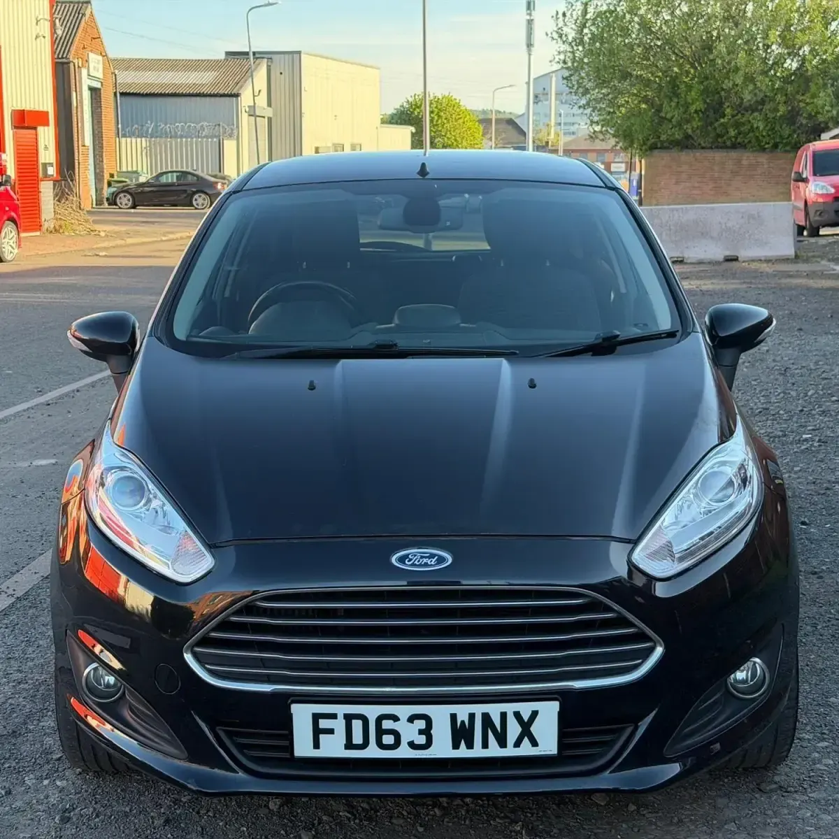 Begagnad Ford Fiesta Titanium 2014 Svart Halvkombi