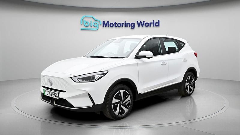 Used MG ZS SE 114 kW (156 HP) 2023 White SUV