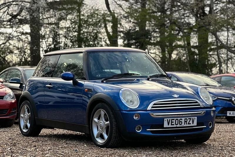 Used Mini Cooper Hatch 116 HP (85 kW) 2006 Blue Hatchback