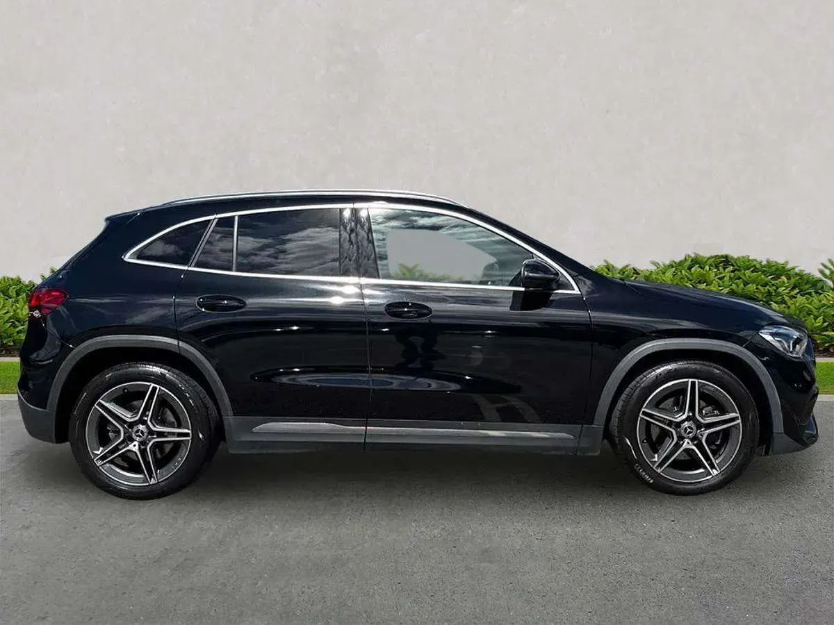 Used Mercedes GLA220 AMG line 190 HP (139 kW) 2021 Black SUV