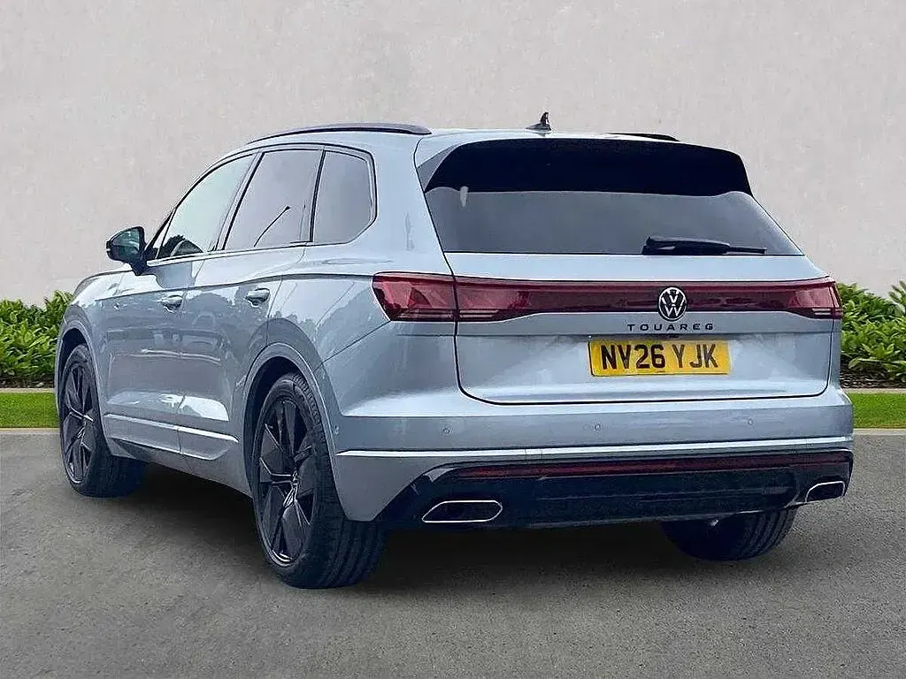 Used VW Touareg Edition 286 HP (210 kW) 2026 Silver SUV