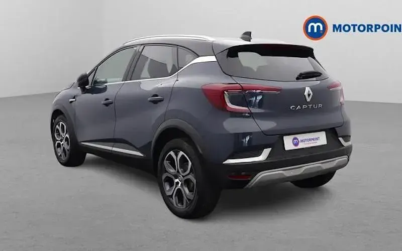 Used Renault Captur Techno 91 HP (66 kW) 2024 Blue/black SUV