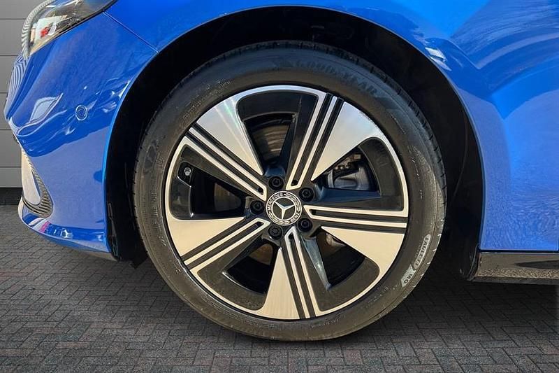 Used Mercedes CLA 250+ 200 kW (272 HP) 2025 Blue Sedan