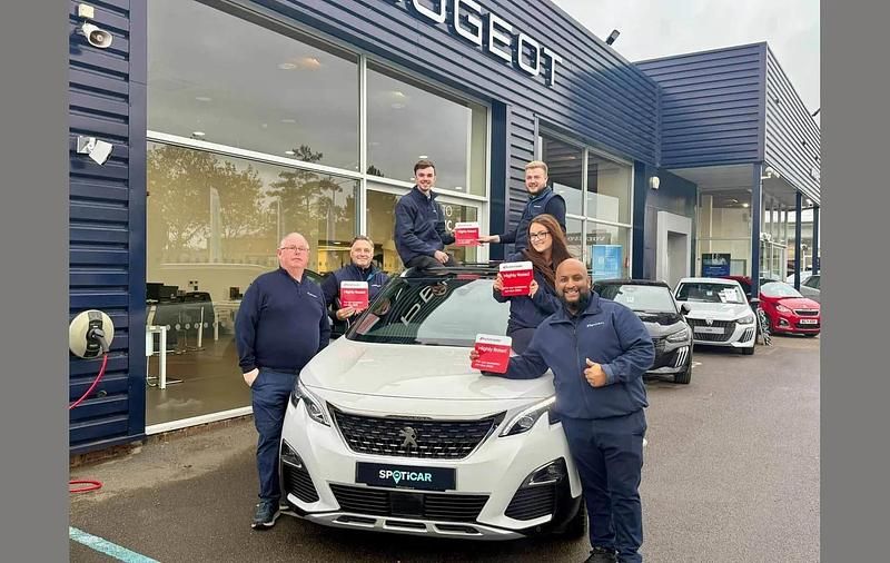 Used Peugeot e-2008 GTi 100 kW (136 HP) 2023 White SUV