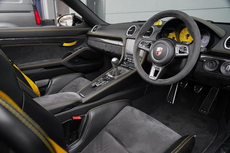 Used Porsche 718 Spyder 2019 Black Cabriolet