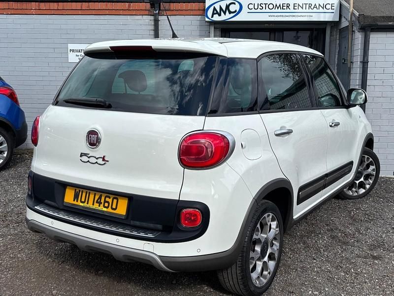 Usado Fiat 500L Trekking 95 HP (69 kW) 2016 Branco Monovolume