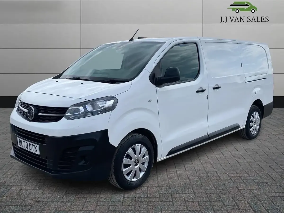Used Vauxhall Vivaro 100 HP (73 kW) 2020 White MPV