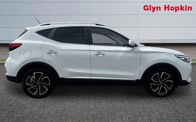 Used MG ZS Exclusive 106 HP (77 kW) 2023 White SUV
