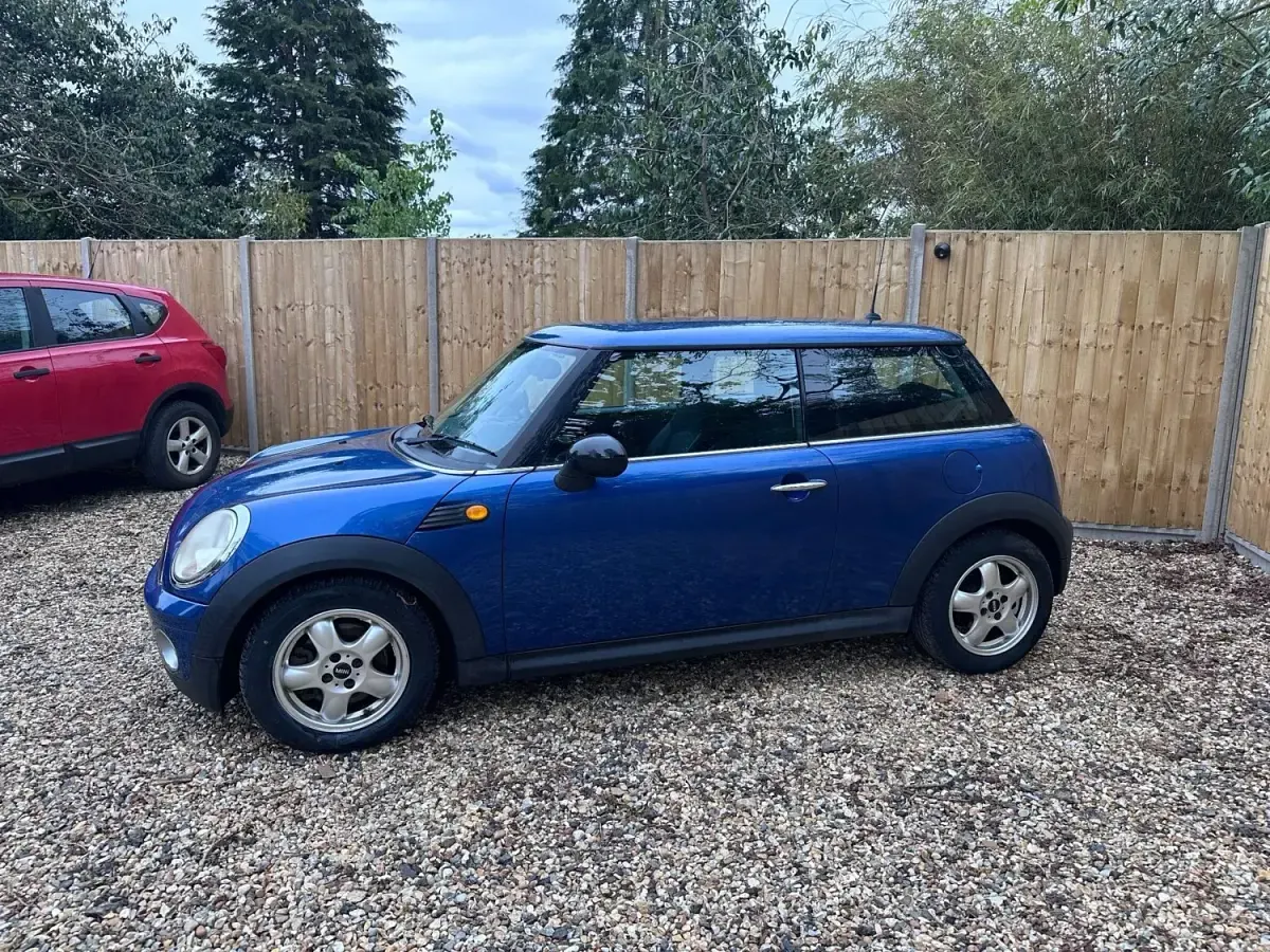 Usado Mini ONE Hatch 2008 Azul Citadino