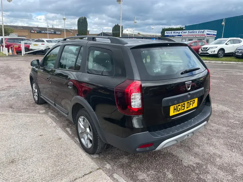 Used Dacia Logan MCV Comfort 90 HP (66 kW) 2019 Black Estate