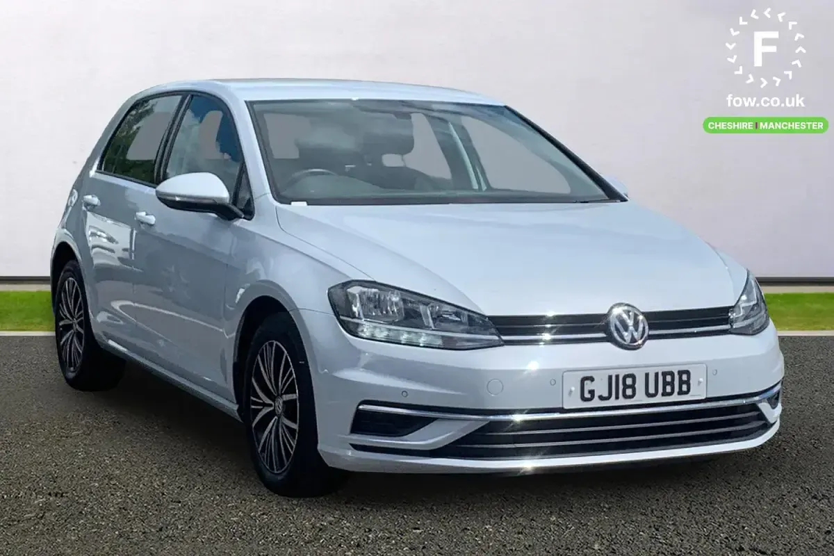 Used VW Golf VII SE 116 HP (85 kW) 2018 Hatchback