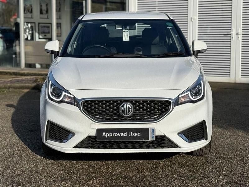 Used MG MG3 Exclusive 106 HP (77 kW) 2023 White Hatchback