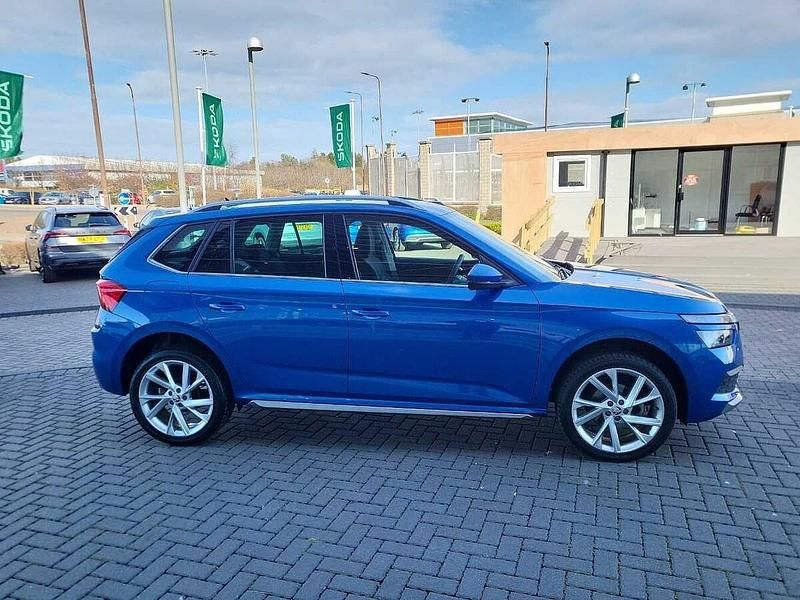 Used Skoda 110 R SE L Executive 81 HP (59 kW) 2023 Race blue metallic Estate