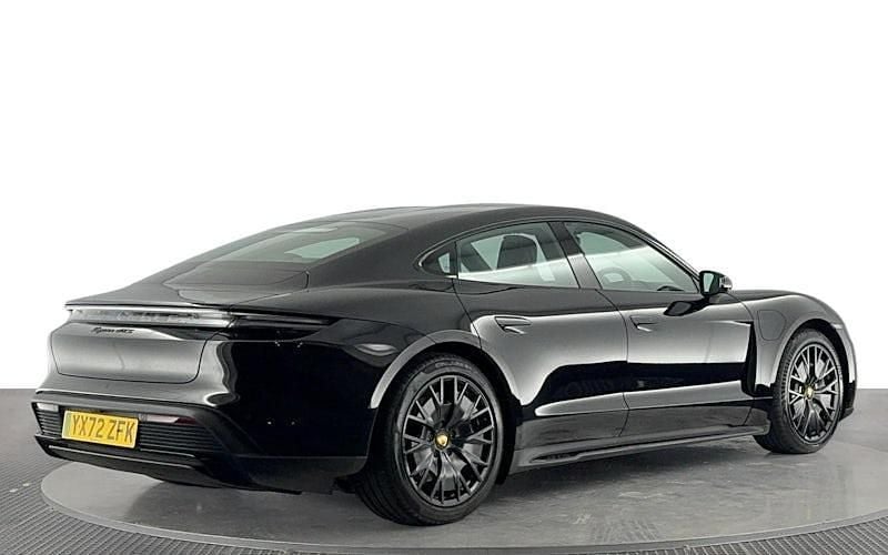 Usado Porsche Taycan Performance Package 439 kW (598 HP) 2022 Preto Sedan
