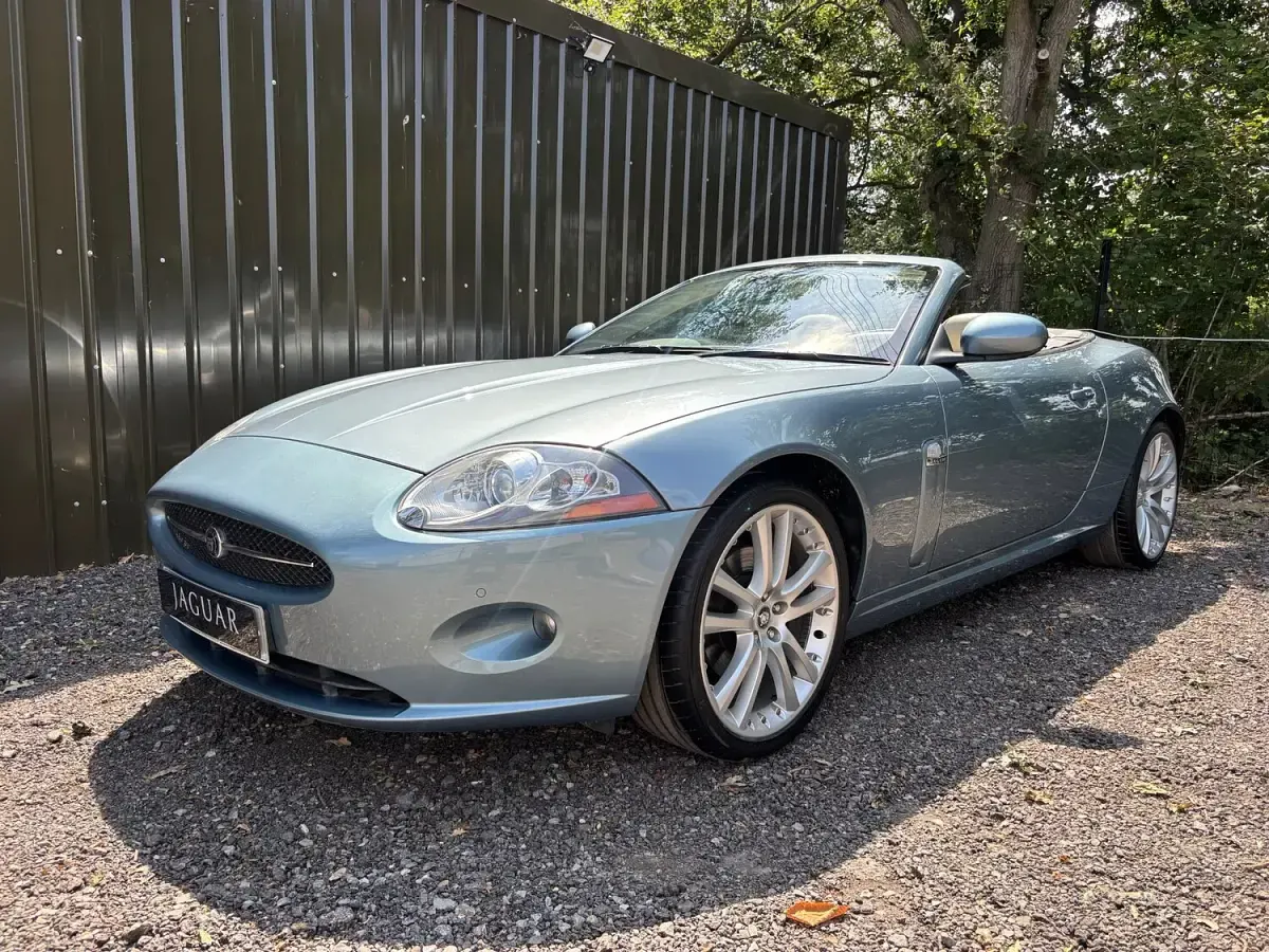 Used Jaguar XK 300 HP (220 kW) 2006 Blue
