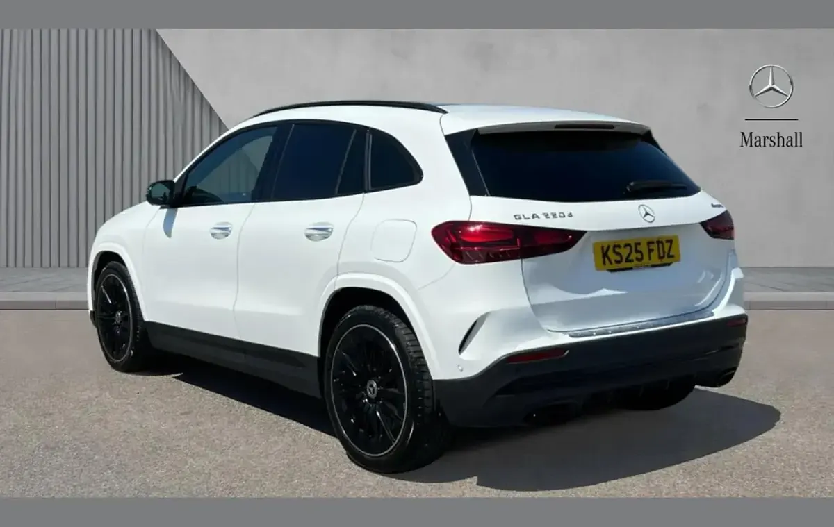 Used Mercedes GLA220 AMG Line Premium Plus 190 HP (139 kW) 2025 Polar white SUV
