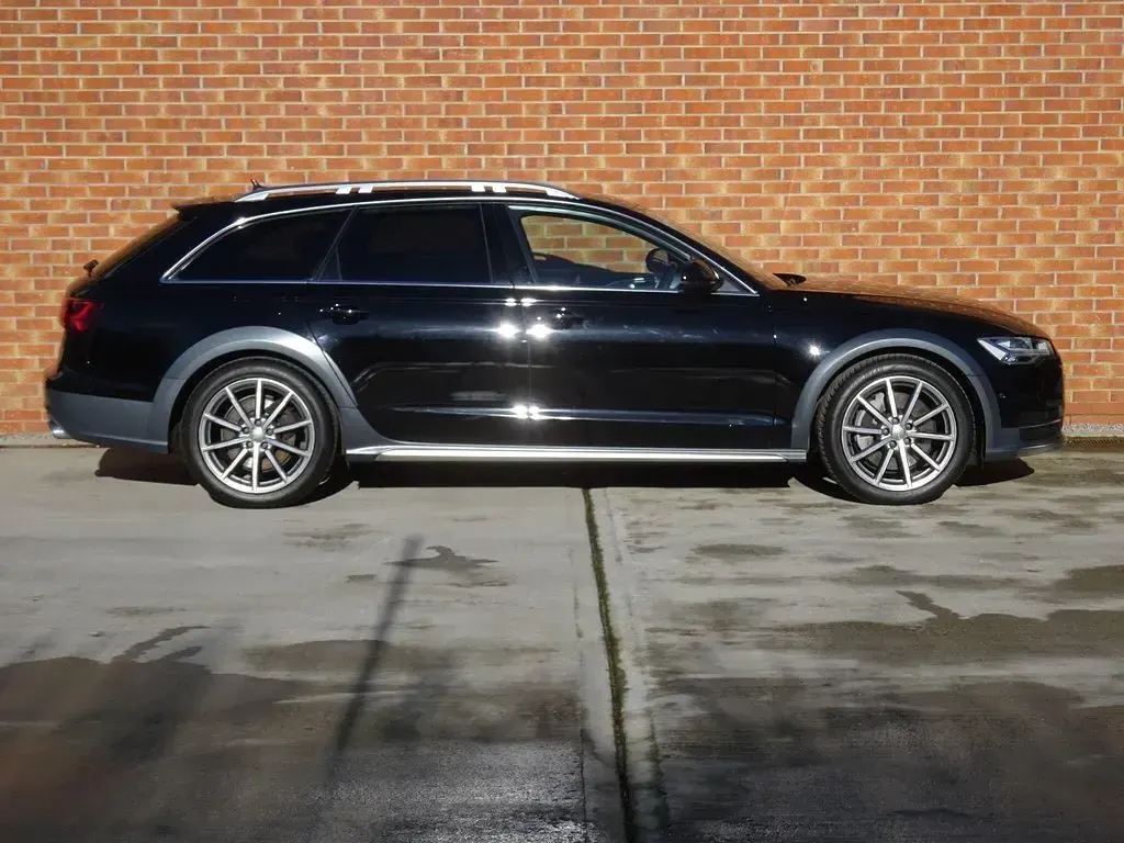 Used Audi A6 Allroad Sport 272 HP (200 kW) 2018 Black Estate